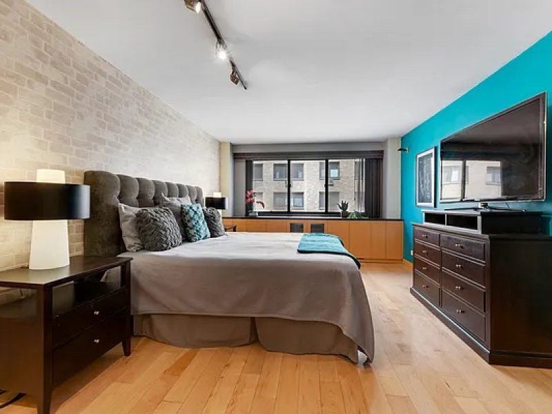 16 West 16th