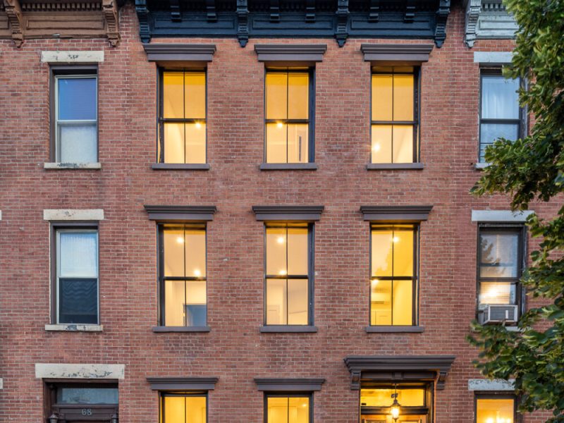 66 15th St Apt 1 061824-15